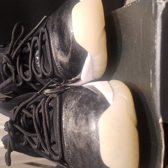 Jordan 11 lows - Picture 8 of 9